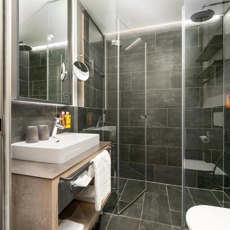 24 by AvenidA - Mountain Residence - Standard Doppelzimmer - 2