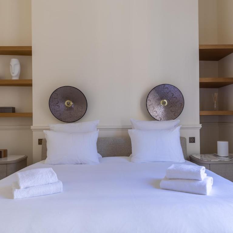 Appartement Avenue Montaigne - Paris Champs Elysées - Appartement - 94