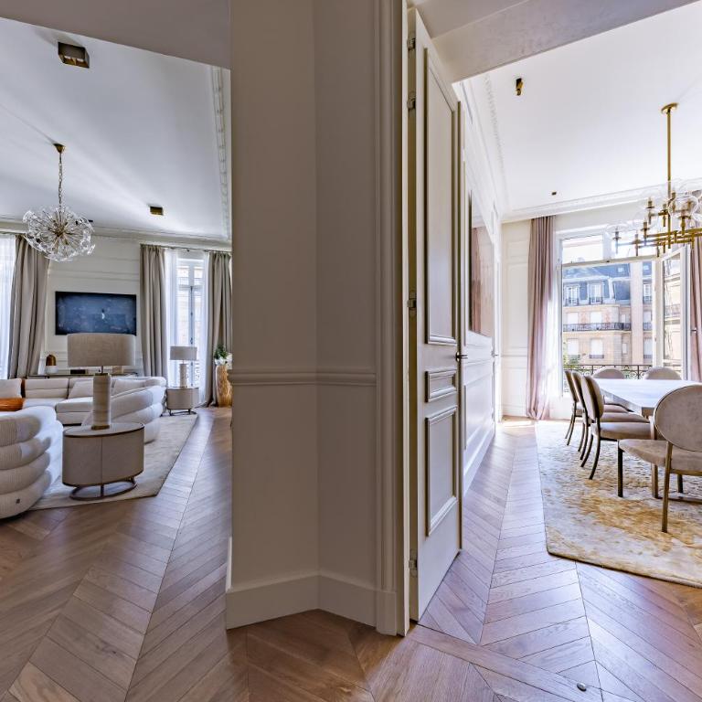 Appartement Avenue Montaigne - Paris Champs Elysées - Appartement - 77