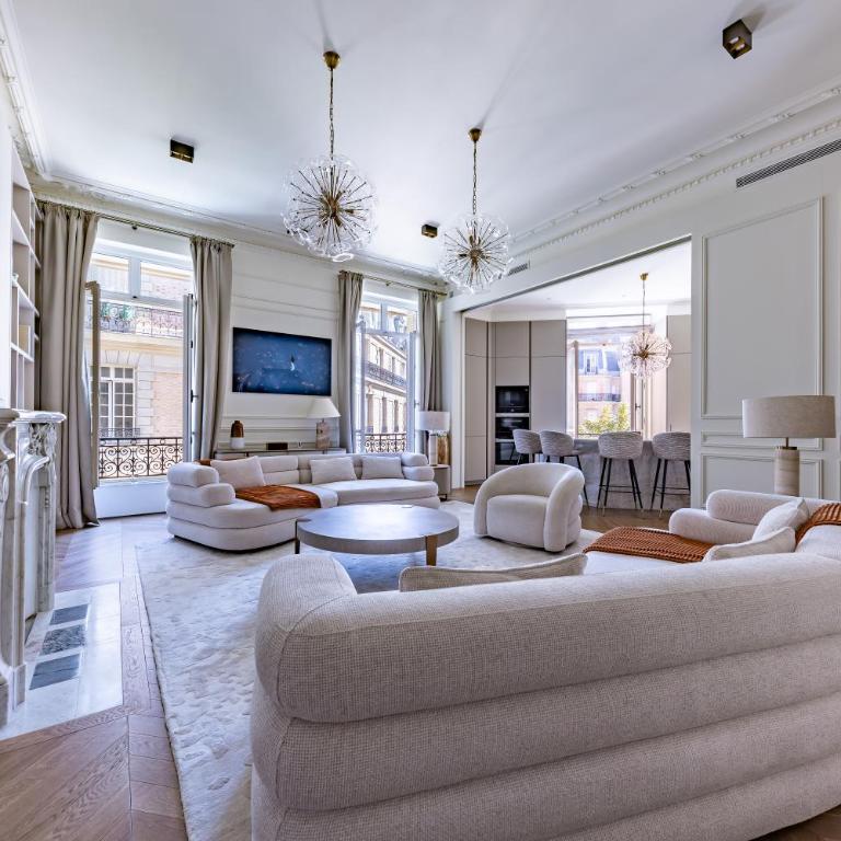 Appartement Avenue Montaigne - Paris Champs Elysées - Appartement - 58