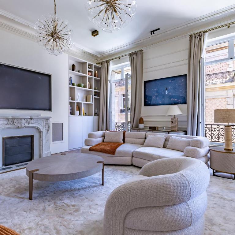 Appartement Avenue Montaigne - Paris Champs Elysées - Appartement - 84