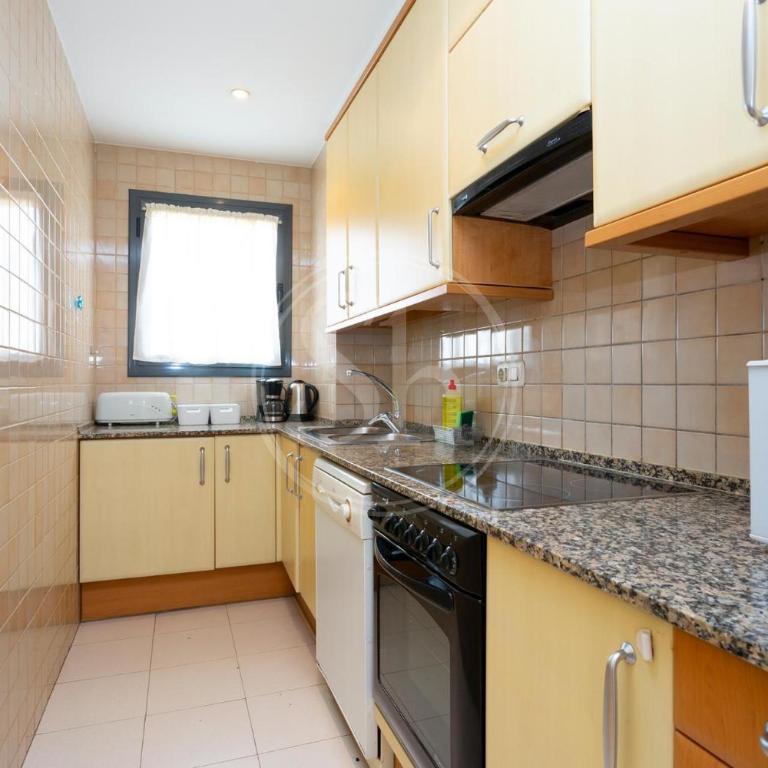 Cómodo apartamento junto a Hospital Sant Pau - Two-Bedroom Apartment - 9