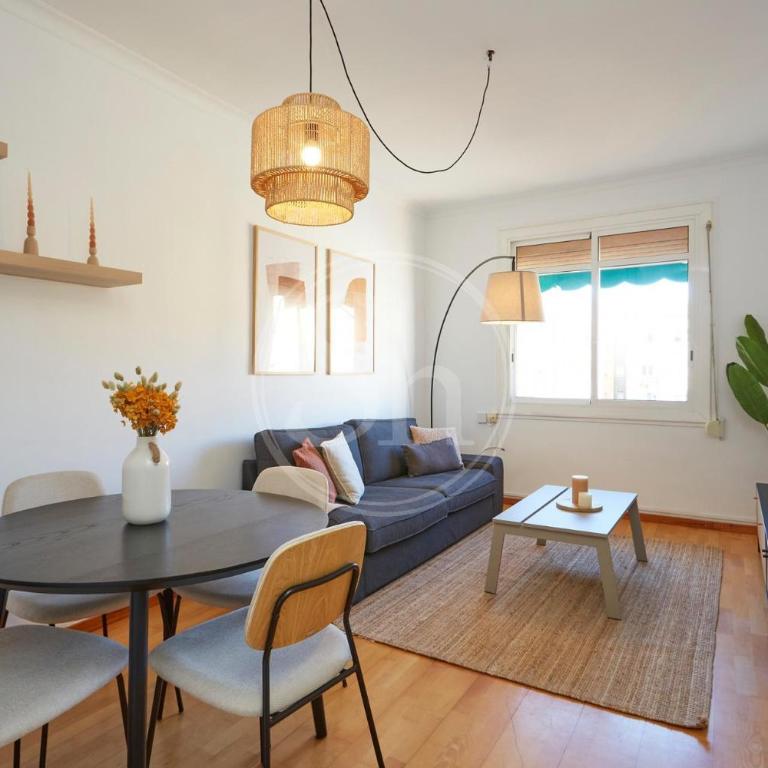 Huge Sagrada Familia - Apartment - 1