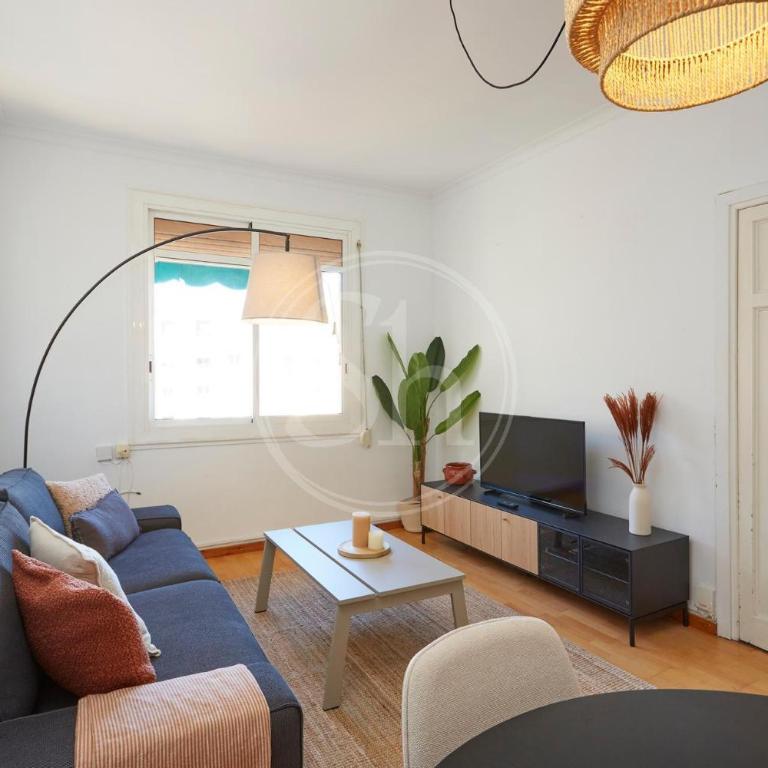 Huge Sagrada Familia - Apartment - 6