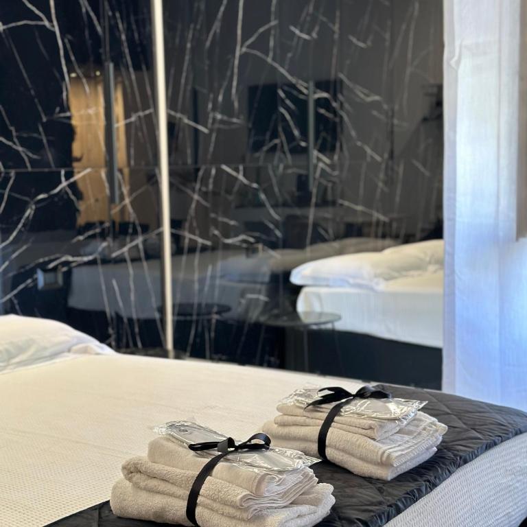 Milan Hub Private SPA - Appartamento con 1 Camera da Letto e Vasca Idromassaggio - 4