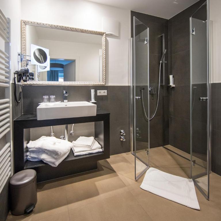 HEITZMANN - Hotel & Rooftop - Design Double Room - Ground Floor - Annex - 2