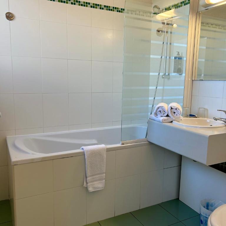 The Originals City, Hotel Cap Maya, Cap d'Agde - Chambre Double Supérieure avec Balcon - 5