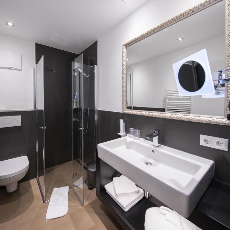 HEITZMANN - Hotel & Rooftop - Design Double Room - Ground Floor - Annex - 3