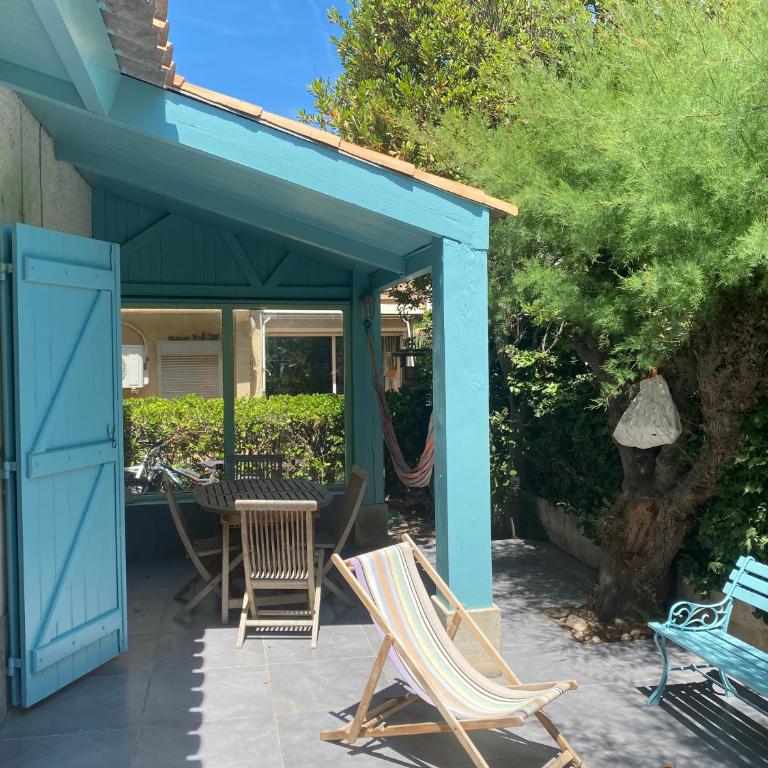 Maison 300 m de la plage avec un bel extérieur - Maison 3 Chambres - 16