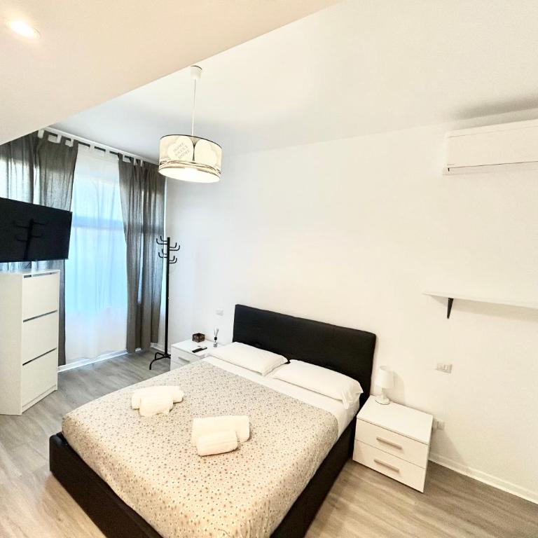 Un Letto Ideale EUR - UN LETTO IDEALE - Camera Matrimoniale con Bagno Privato - 2