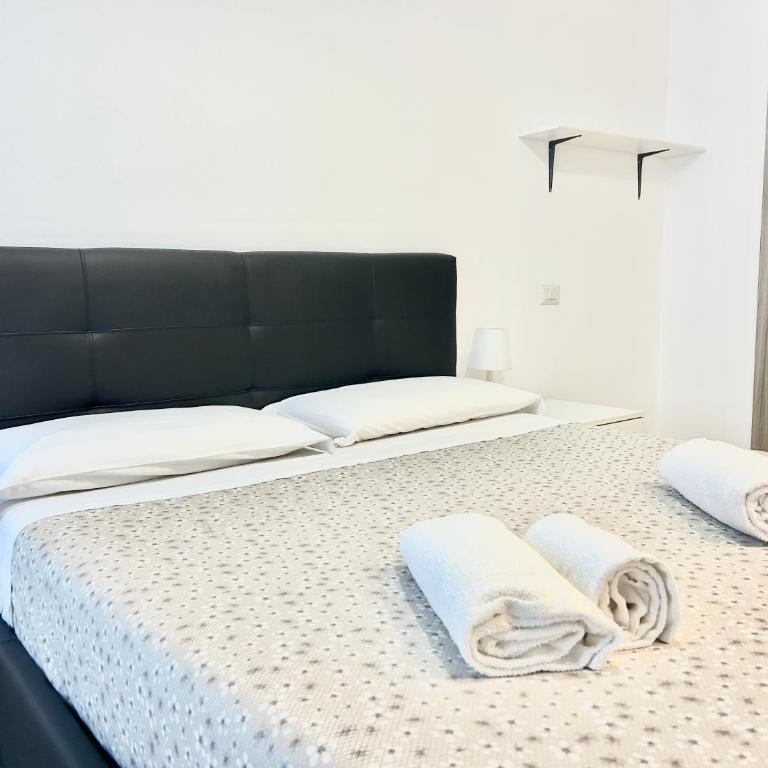 Un Letto Ideale EUR - UN LETTO IDEALE - Camera Matrimoniale con Bagno Privato - 11