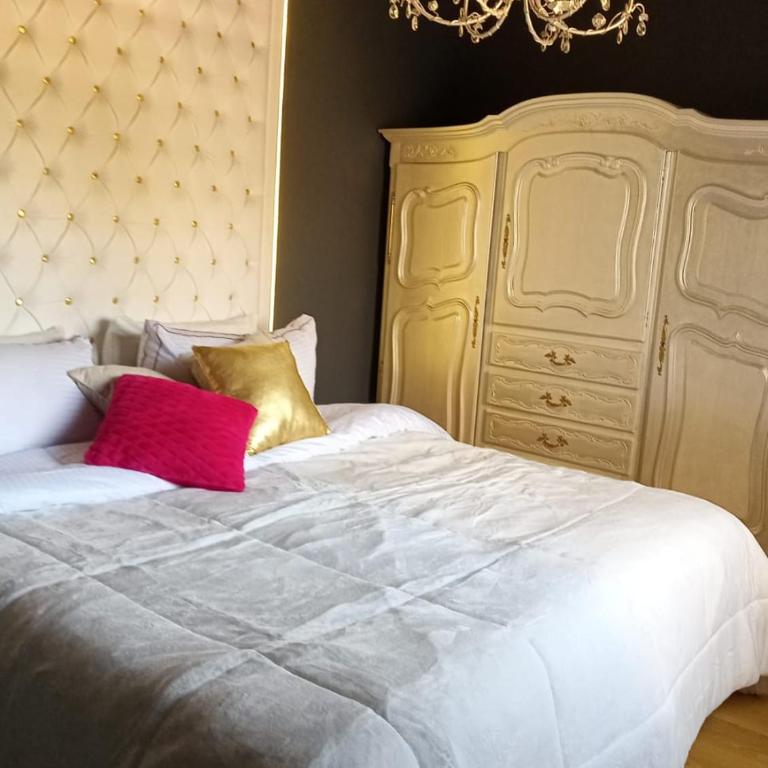 DEPARTAMENTOS BOUTIQUE DE DISEÑADOR - Equipados - Cocheras - Vista a la Montaña- CANCELACIÓN GRATUITA - SIN PAGAR POR ADELANTADO - Two-Bedroom Apartment - 19