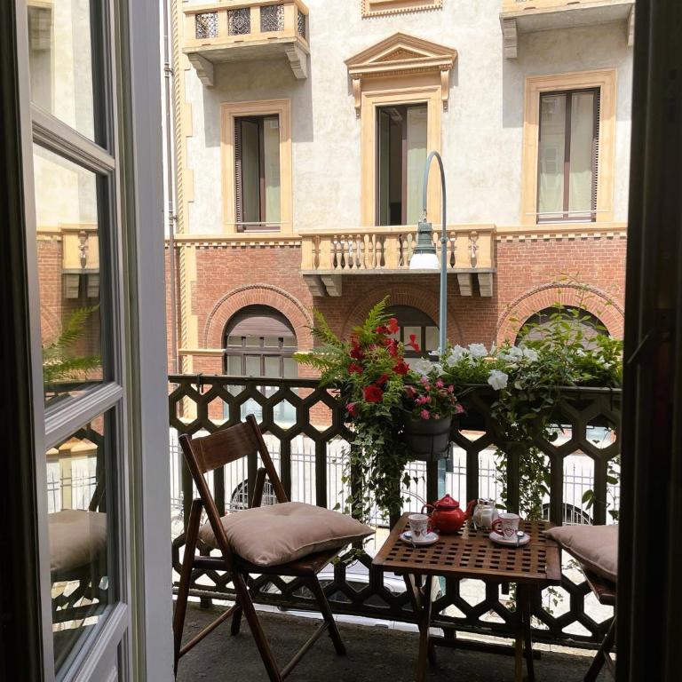 Emozione Torino - affascinante, silenzioso, in palazzo d'epoca pressi piazza Solferino - Appartamento con 2 Camere da Letto - 11
