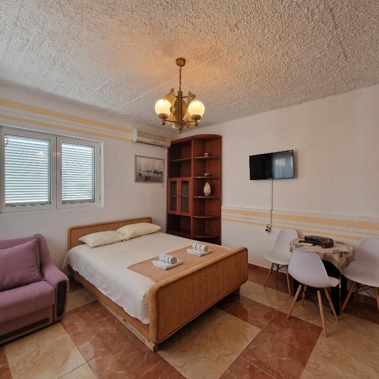 Apartmani Vlahović - Standard Studio - 8