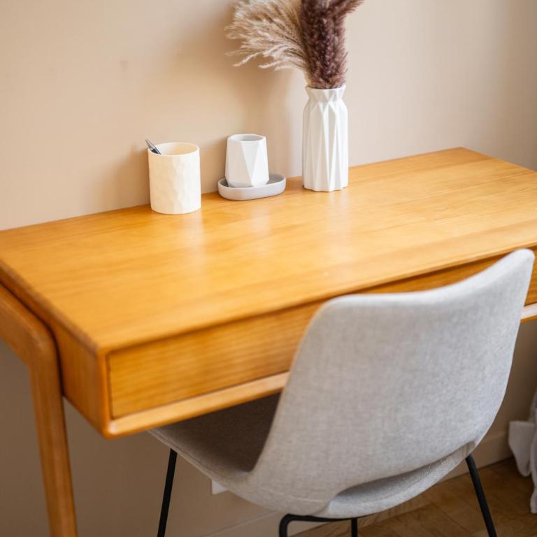 Luxueux, spacieux et tout équipé à 5 min du port - Appartement 3 Chambres - 28