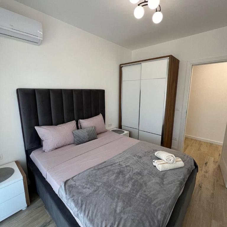 Frekuenca Apartments - Two-Bedroom Apartment with Water View - 11