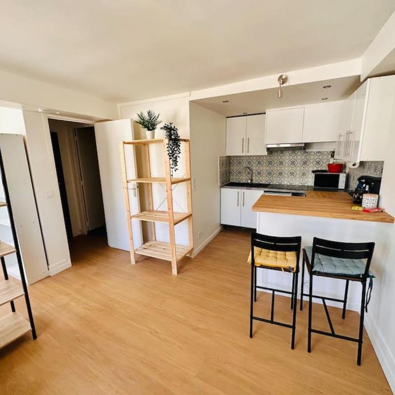 Cosy Saint-Denis 2 personnes - One-Bedroom Apartment - 10