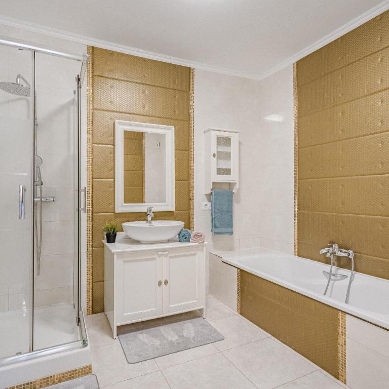 Villa con piscina en Madroñal Fañabe, Costa Adeje - Villa - 20