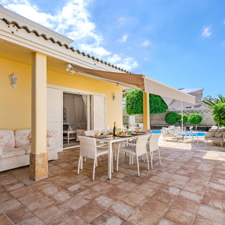 Villa con piscina en Madroñal Fañabe, Costa Adeje - Villa - 24