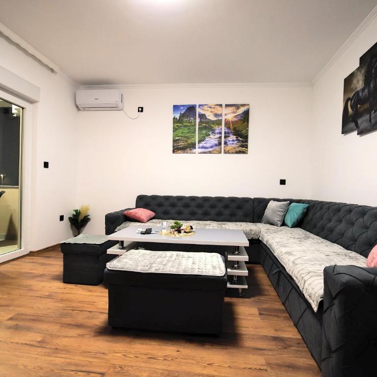Sidro - One-Bedroom Apartment - 3