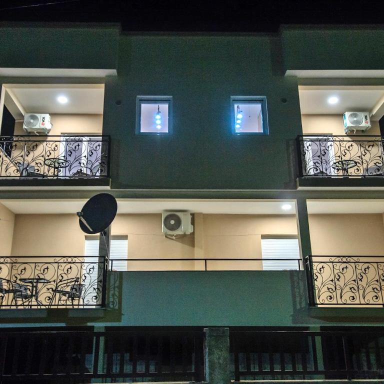 Sidro - One-Bedroom Apartment - 2