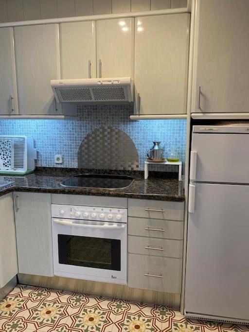 Apartamento primera línea de mar en Platja d'aro - Apartamento de 2 dormitorios - 16