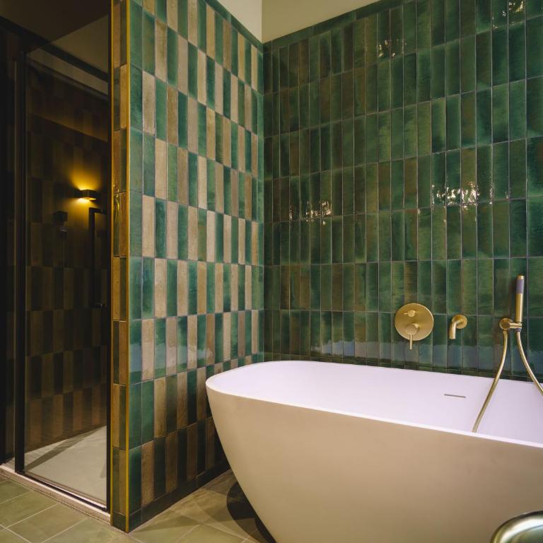 Hotel Gounod Fully Renovated - Suite Prestige avec Douche et Baignoire - 4