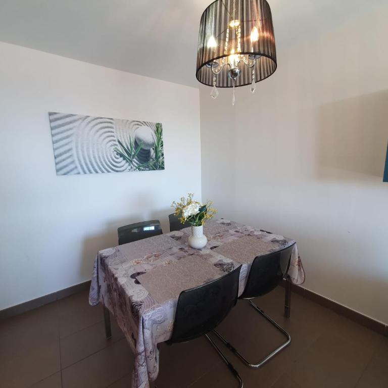 apartamento con vistas al mar, piscina y parking - Apartamento de 2 dormitorios - 9