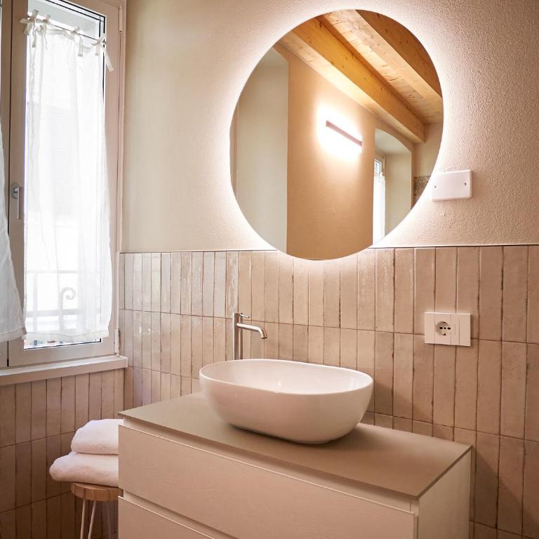Ca' Martini Apartments - Appartamento con 2 Camere da Letto e Balcone - 7