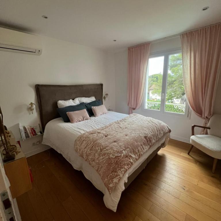 Villa de charme avec piscine à proximité des plages - Four-Bedroom Villa - 21