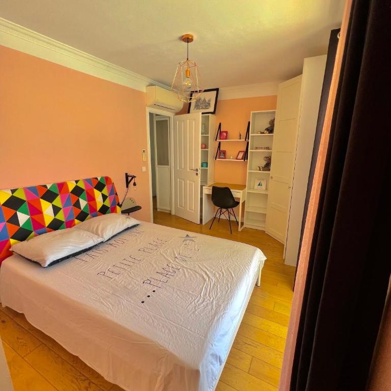 Villa de charme avec piscine à proximité des plages - Four-Bedroom Villa - 16