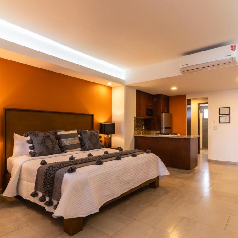 The Paramar Beachfront Boutique Hotel With Breakfast Included - Downtown Malecon - Suite principal con vistas al mar - 11