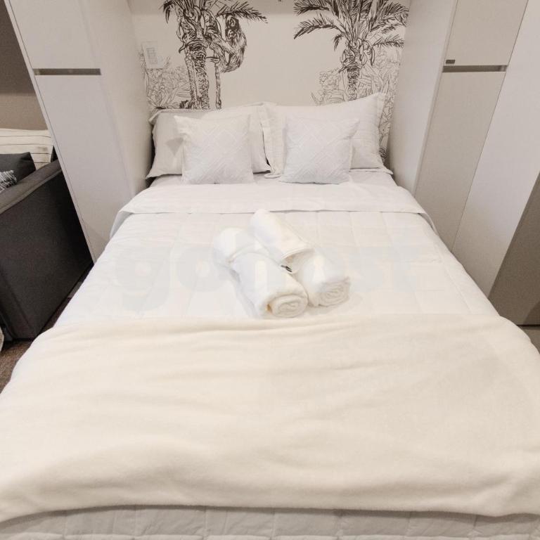 Brand new loft near Paseo La Galeria - Apartment - 10