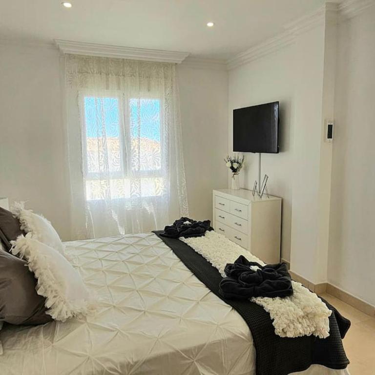Luxury villa with private pool and cinema by Vapagó Tenerife - Villa - 19