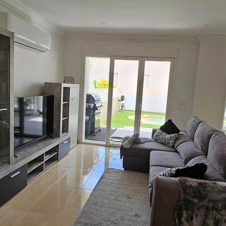Luxury villa with private pool and cinema by Vapagó Tenerife - Villa - 8