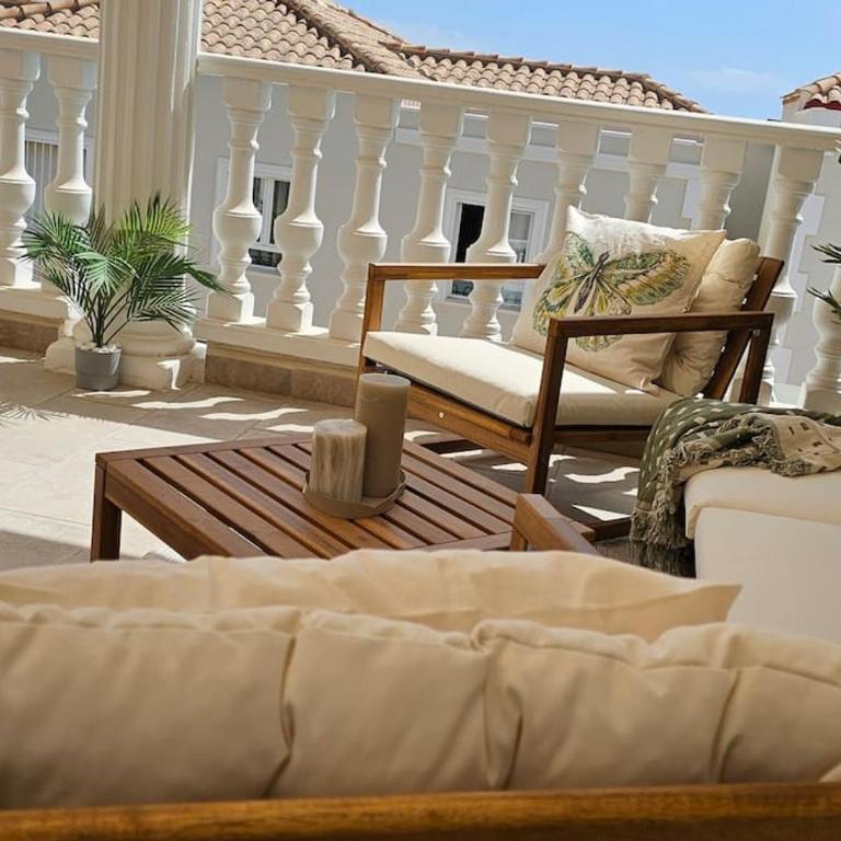 Luxury villa with private pool and cinema by Vapagó Tenerife - Villa - 15