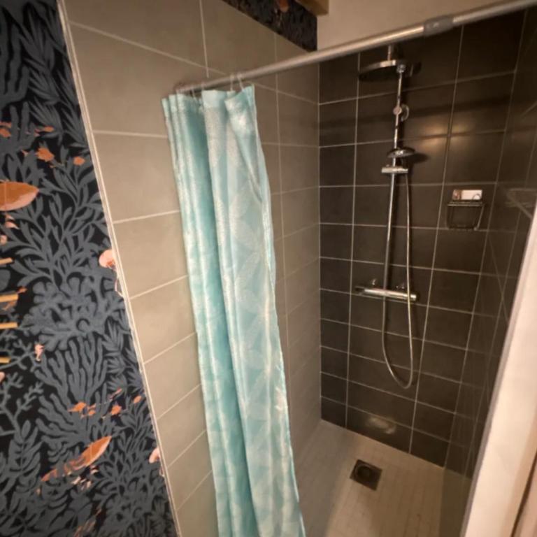 Maison avec toit terrasse dans le vieux Mirabel - Casa con 1 Camera da Letto - 12