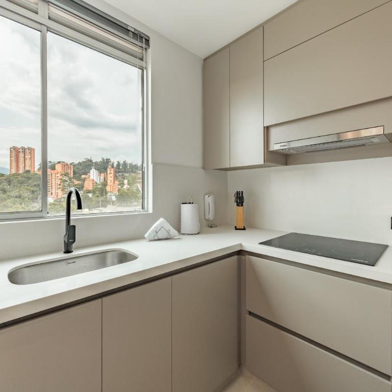 Blux Apartments Medellin - Apartamento de 1 dormitorio con balcón y vistas a la montaña - 12