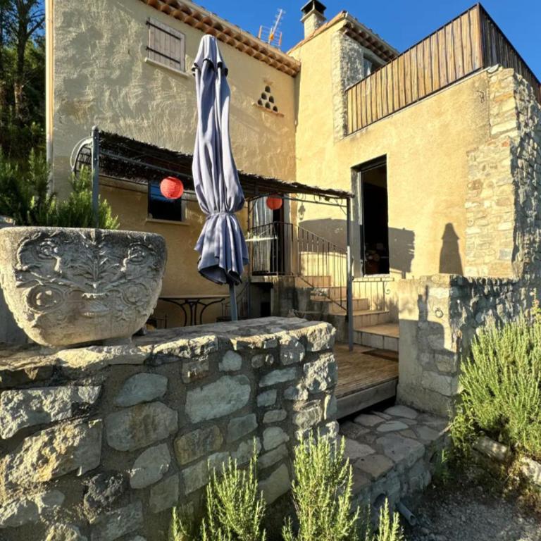 Maison avec toit terrasse dans le vieux Mirabel - Casa con 1 Camera da Letto - 13