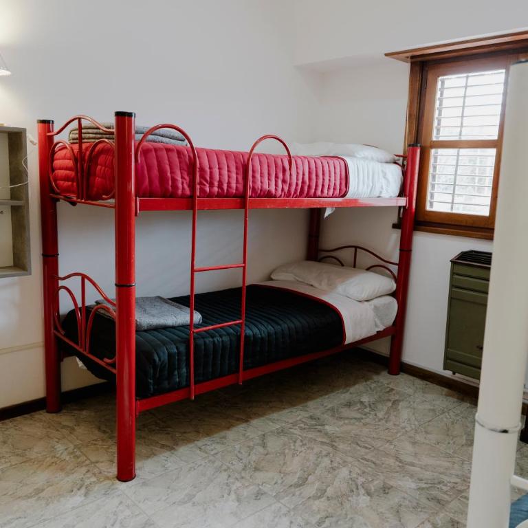 Click Hostel Neuquen - Cama en habitación compartida con 4 camas - 2