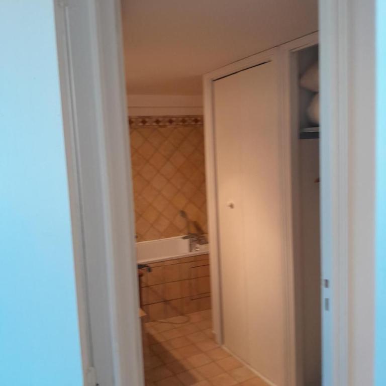 Flamants 1 5 personnes - One-Bedroom Apartment - 22
