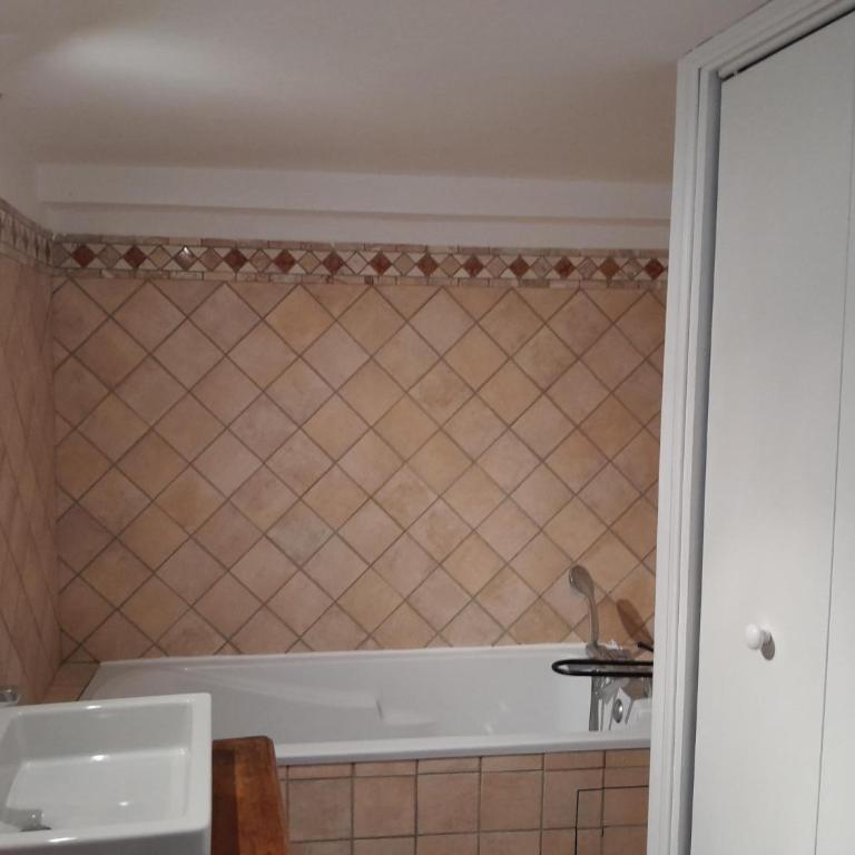 Flamants 1 5 personnes - One-Bedroom Apartment - 23