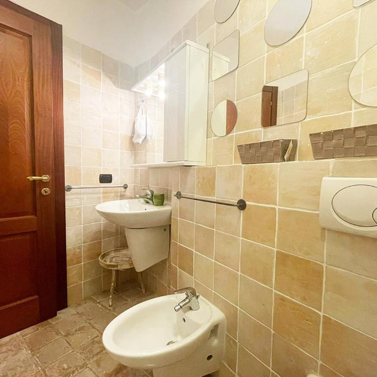 LaureLiving Holiday Home Residenza Isabella - Appartamento con 1 Camera da Letto - 11