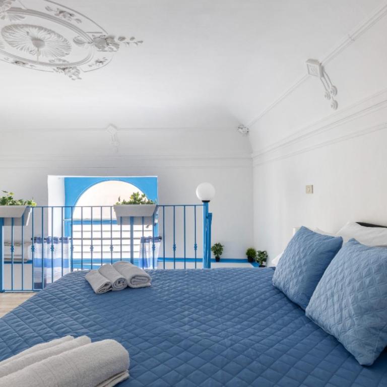 Blu Home - Two-Bedroom House - 19