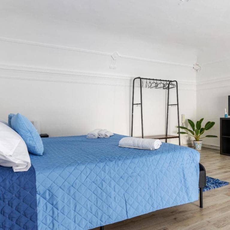 Blu Home - Two-Bedroom House - 21