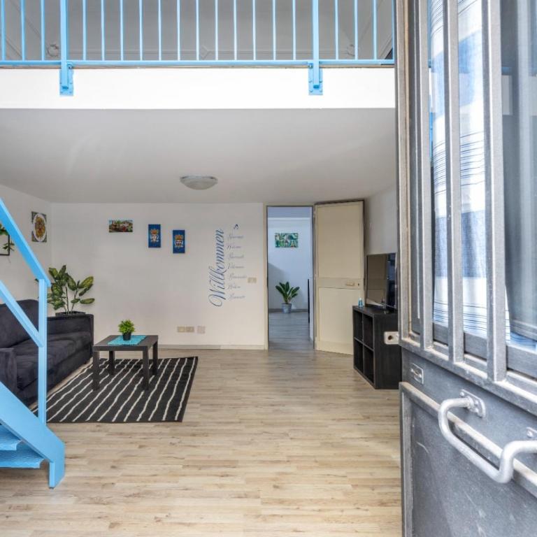Blu Home - Two-Bedroom House - 27