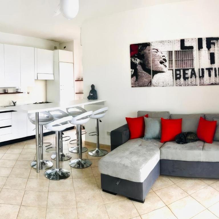Appartamento con suggestiva vista mare a Sanremo - Appartamento con 2 Camere da Letto, Terrazza e Vista Mare - 3