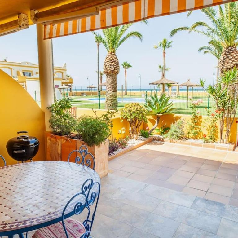 Acogedor Apartamento en primera línea de playa - Apartamento de 2 dormitorios - 1
