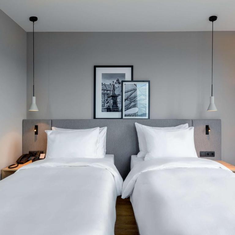 Radisson Hotel Graz - Standard Zimmer - Obere Etage - 2