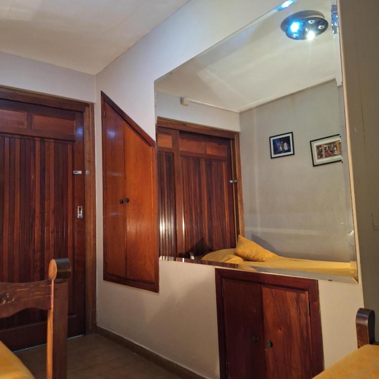 AMPLIO DEPARTAMENTO temporario - Casa con 1 dormitorio - 9